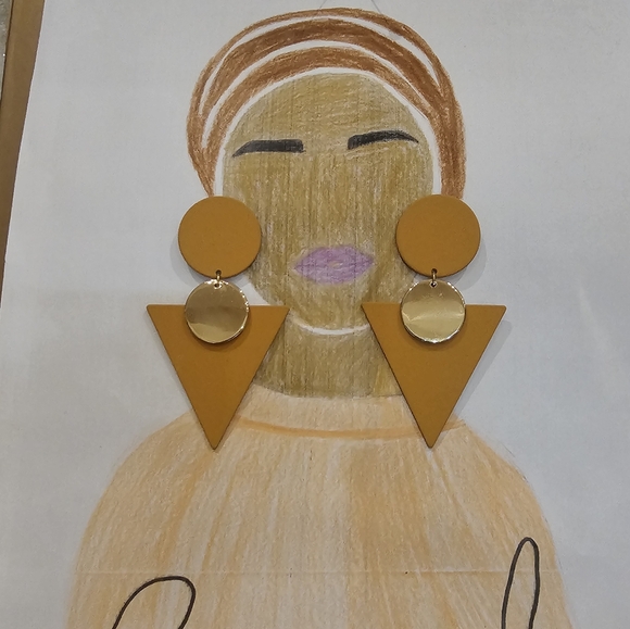 Lovisa mustard rubber Geometric drop earrings - Picture 2 of 5